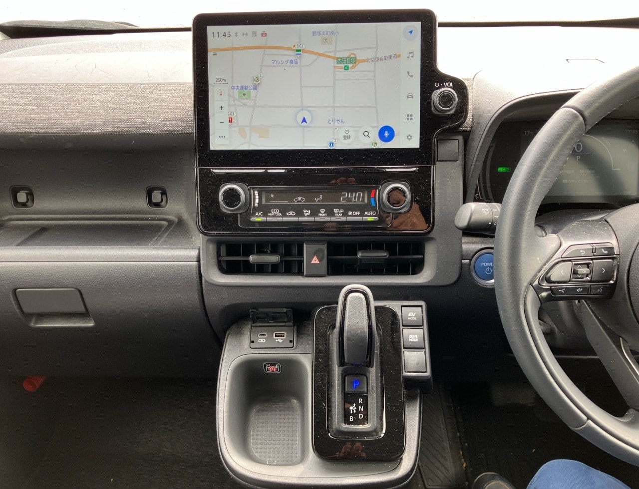 Toyota Sienta Hybrid 2022