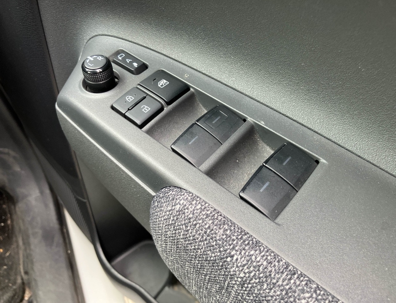 Toyota Sienta Hybrid 2022