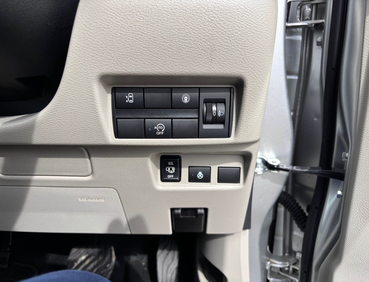 Nissan Roox 2025
