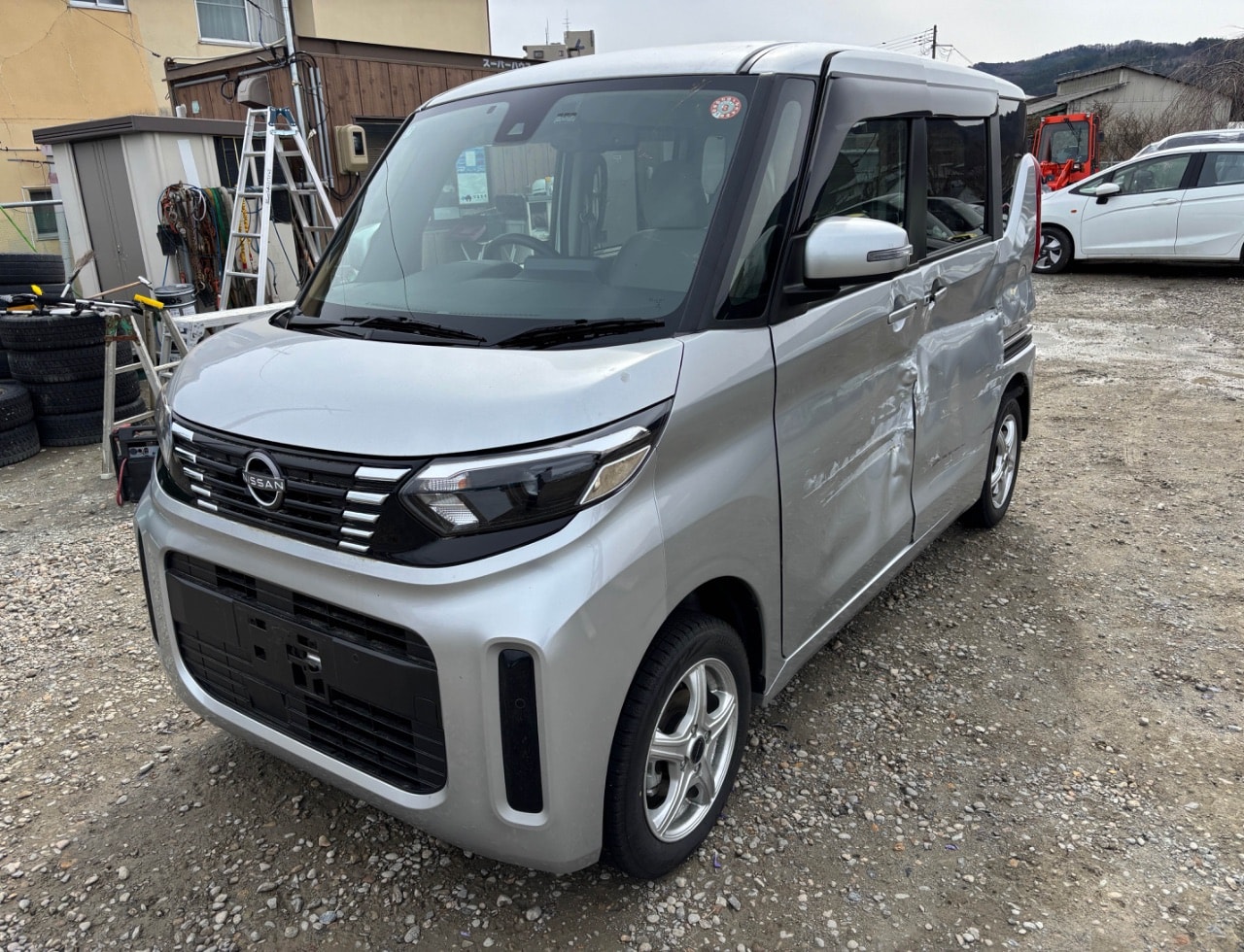 Nissan Roox 2025