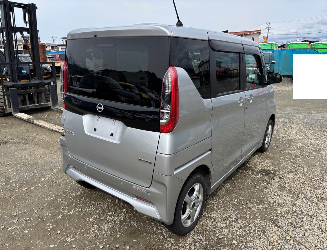 Nissan Roox 2025
