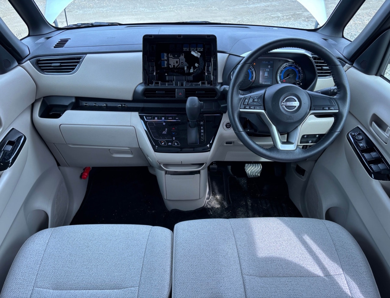 Nissan Roox 2025