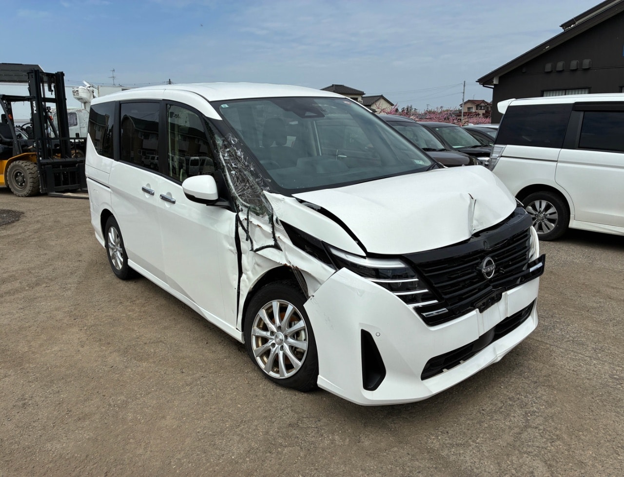 Nissan Serena 2024