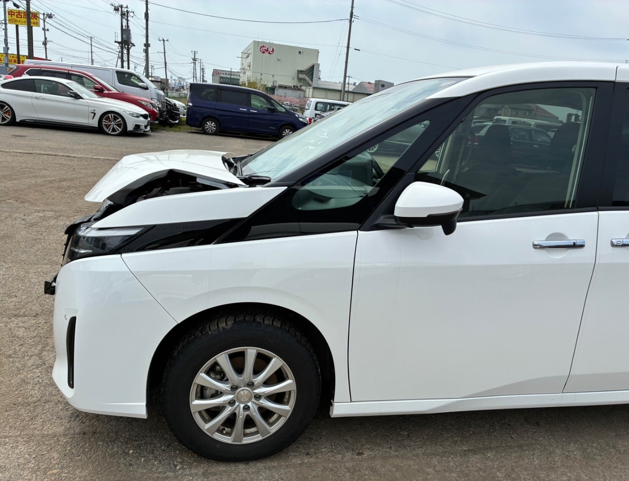 Nissan Serena 2024