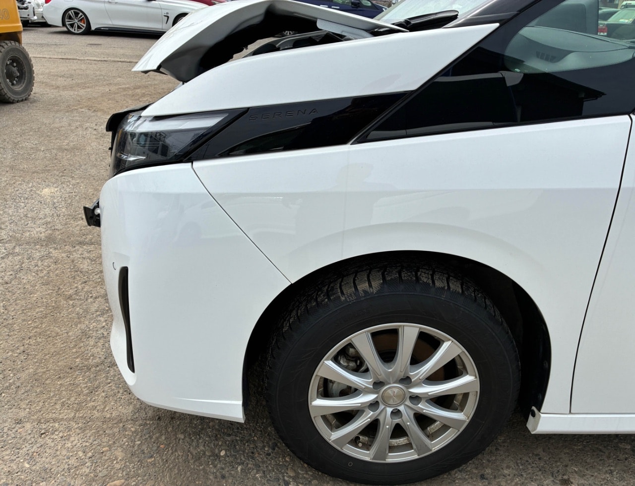Nissan Serena 2024