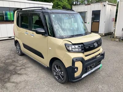 Daihatsu Tanto Fan Cross 2022