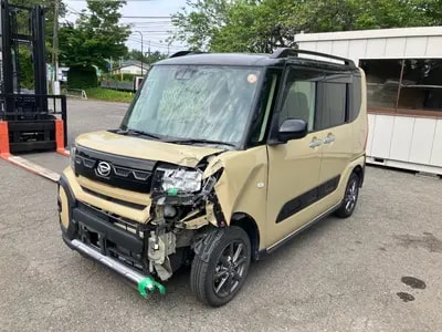 Daihatsu Tanto Fan Cross 2022