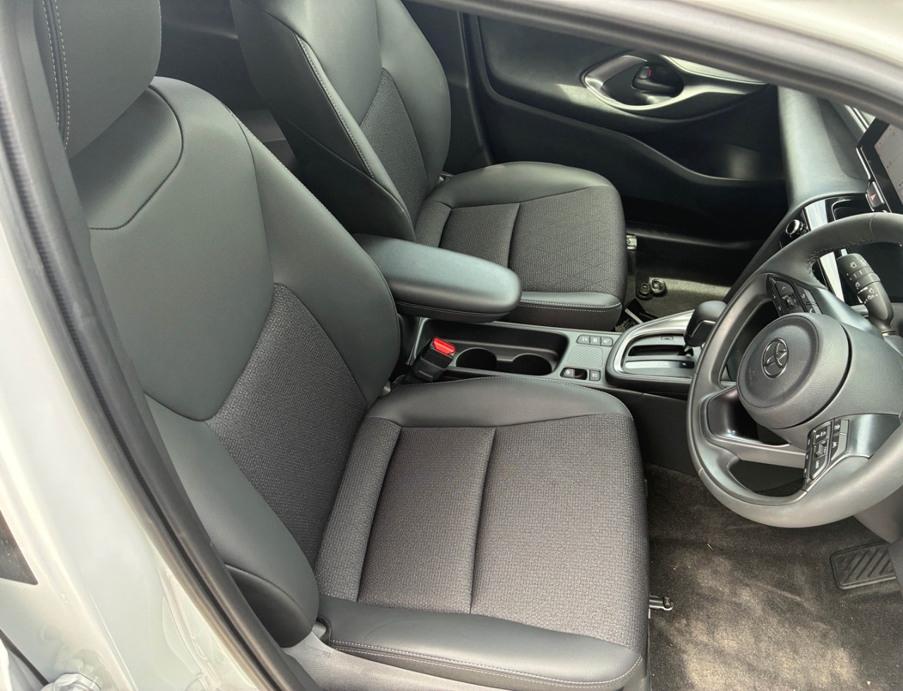Toyota Yaris Cross Hybrid 2025
