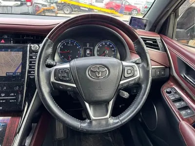 Toyota Harrier 2015