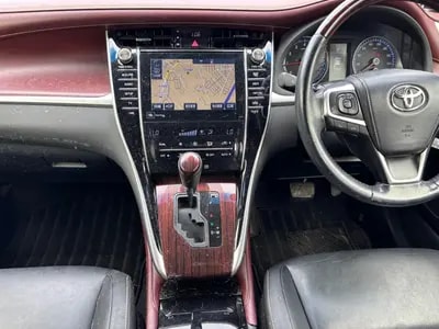 Toyota Harrier 2015