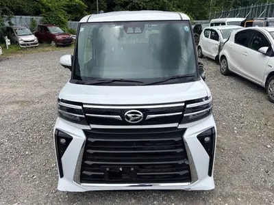 Daihatsu Tanto 2026