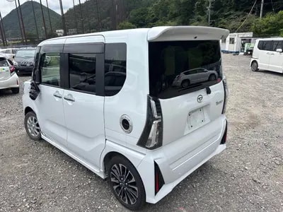 Daihatsu Tanto 2026