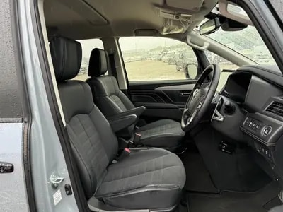 Mitsubishi Delica D5 2026