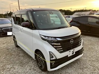 Nissan Roox 2025