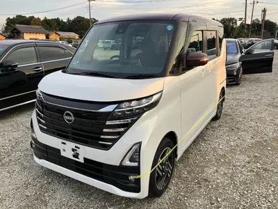 Nissan Roox 2025