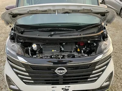 Nissan Roox 2025