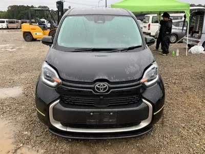 Toyota Sienta 2023