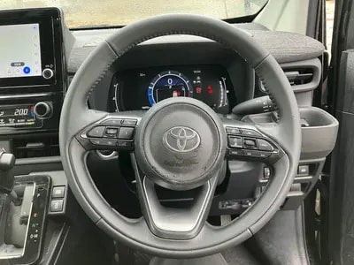 Toyota Sienta 2023