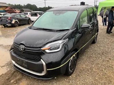 Toyota Sienta 2023