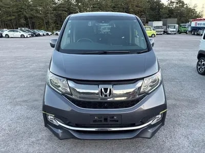 Honda Stepwagon Spada 2016