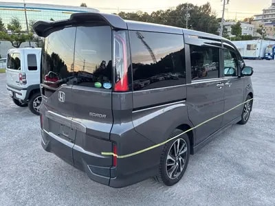 Honda Stepwagon Spada 2016