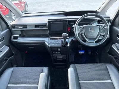 Honda Stepwagon Spada 2016