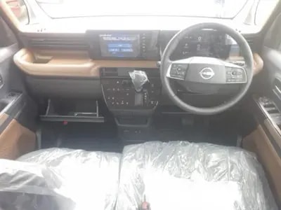 Nissan Roox 2026