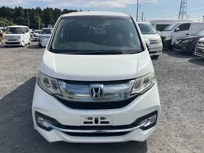 Honda Stepwagon Spada 2016