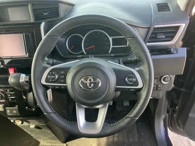 Toyota Roomy 2023