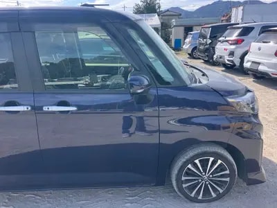 Toyota Roomy 2023