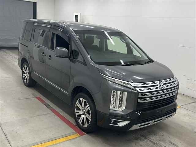 Mitsubishi Delica D:5 2021