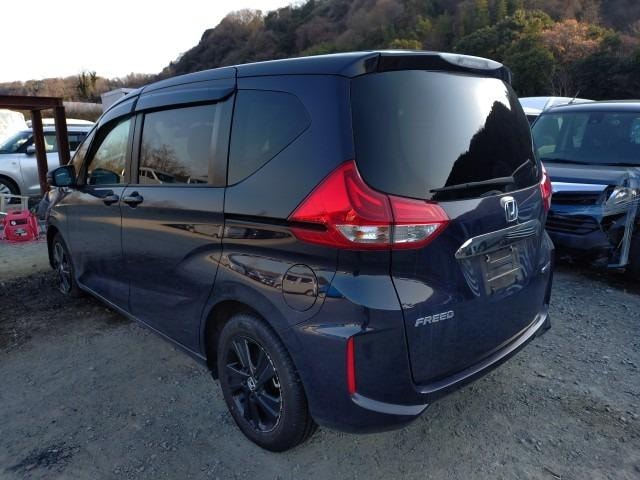 Honda Freed Hybrid 2022