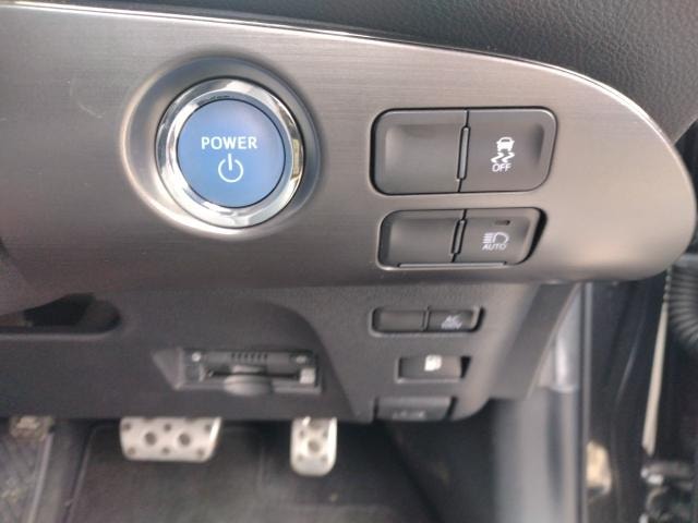 Toyota Prius 2021