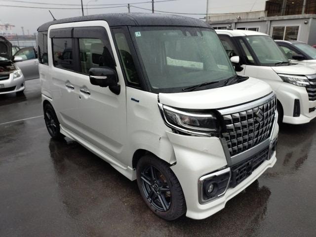 Suzuki Spacia Custom 2023