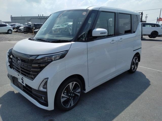 Nissan Roox 2025