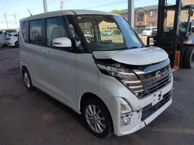Nissan Roox 2025