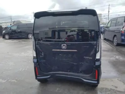 Honda N-box Custom 2025