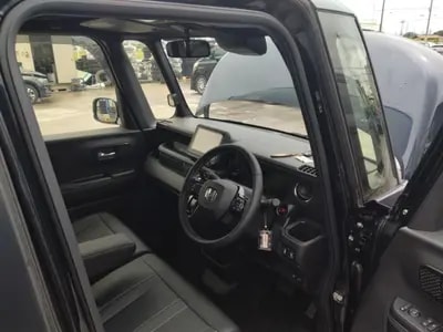 Honda N-box Custom 2025