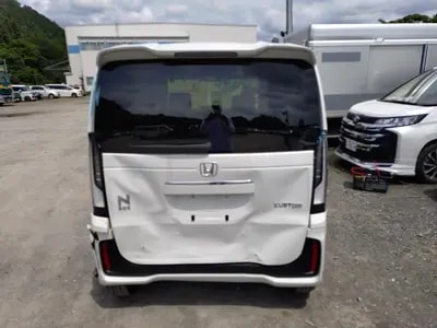 Honda N-box Custom 2025