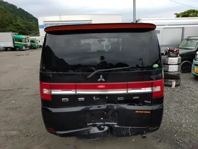 Mitsubishi Delica D:5 2017