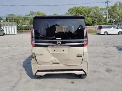 Nissan Roox 2023