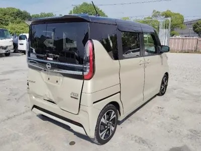 Nissan Roox 2023