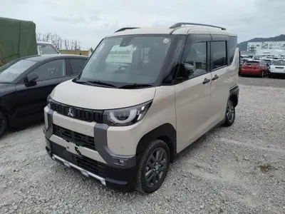 Mitsubishi Delica Mini 2023