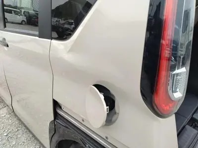 Mitsubishi Delica Mini 2023