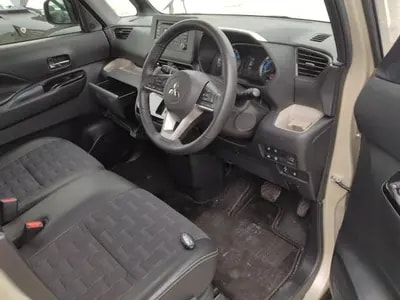 Mitsubishi Delica Mini 2023