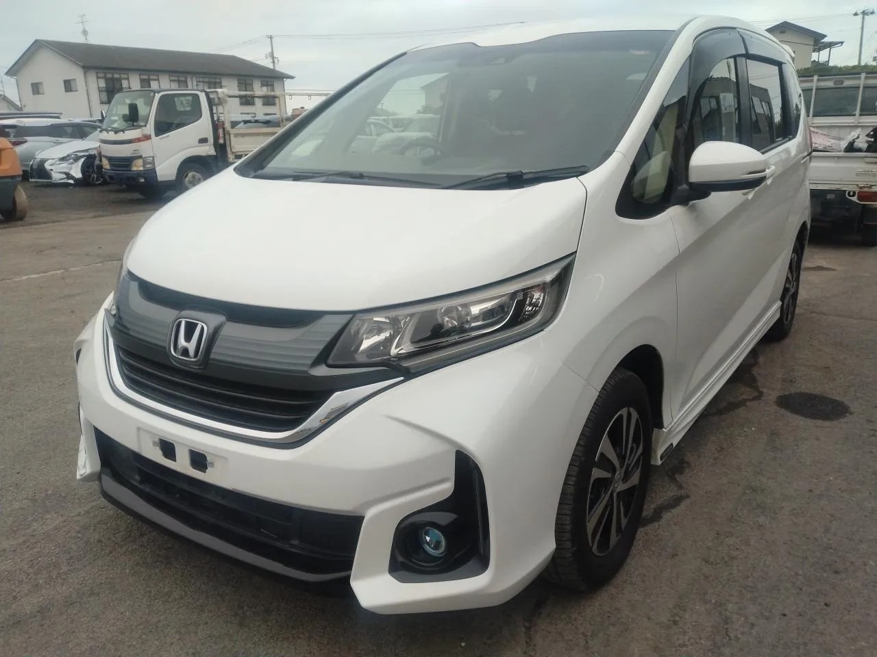 Honda Freed Plus 2018