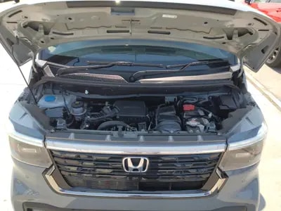 Honda N-box Custom 2025