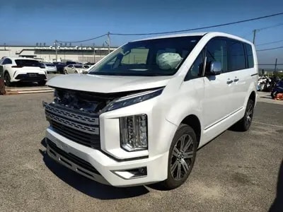 Mitsubishi Delica D:5 2024