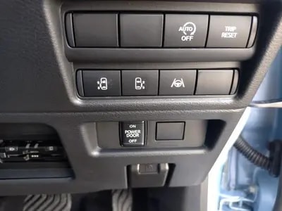 Nissan Roox 2026