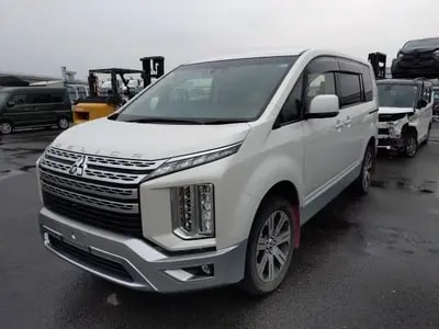 Mitsubishi Delica D:5 2019